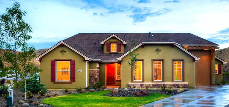 Complete Curb Appeal Guide for Attracting the RIGHT Buyers